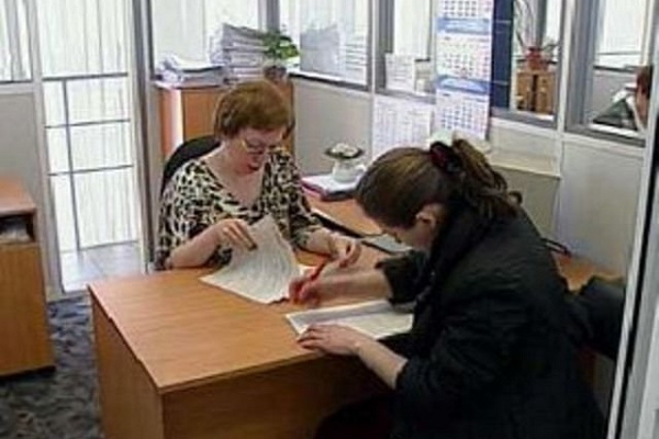 Жителі Тернопільщини віддали півмільйона гривень за папірці