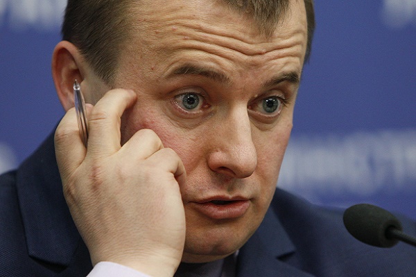 Міністр Володимир Демчишин радить не тішити себе мріями про зниження тарифів на газ