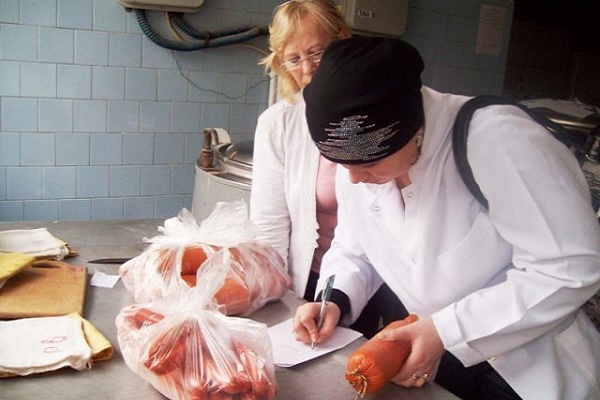 Жахливу кількість неякісних продуктів виявили на Тернопільщині за чотири місяці!