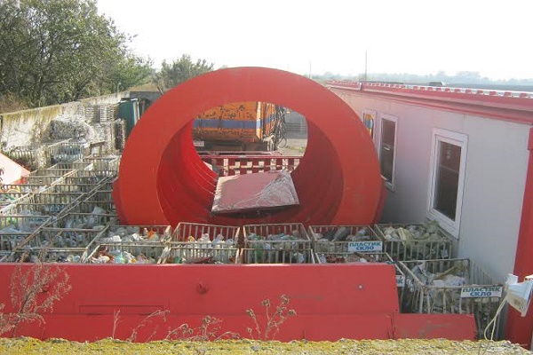 Тернопільська мерія готова займатися сміттям, але не дають