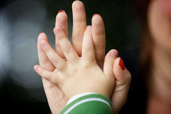 Тернополянкам повідомили про зміну правил нарахування соціальної допомоги для матерів-одиначок