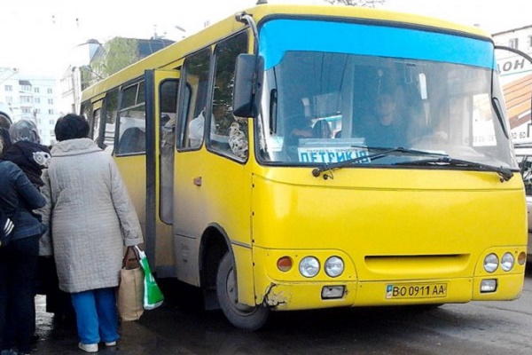 Проїзд в тернопільських маршрутках знову подорожчає?