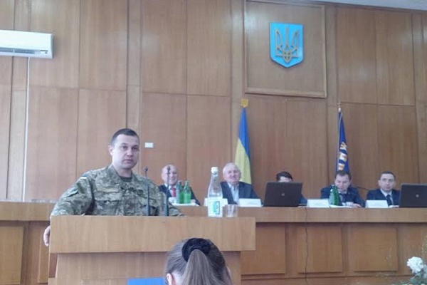 Володимир Катинський знає, як уникнути черг під банками