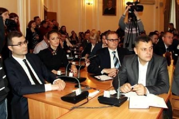 Справа «Доцента»: Володимир Бліхар «відбілюється» по-азарівськи 