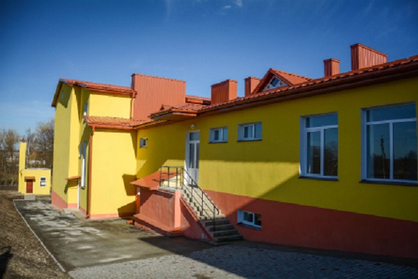 У Гусятинському районі відкрили відремонтовану школу