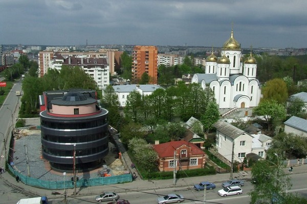 У Тернополі довкола московської церкви збудують торгові центри