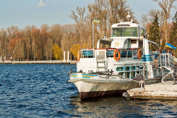 Про тернопільське «царське село» і «шпиль адміралтейства»