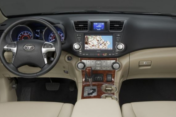 Антикорупційна організація дослідила, на чому їздять українські судді