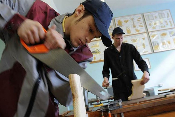 В Тернополі чверть вчителів профтехучилищ залишаться без роботи